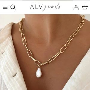 Brand new ALV Jewels Lola pearl necklace.